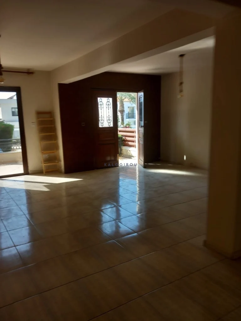 4 Bedroom House for Sale in Vergina, Larnaca District