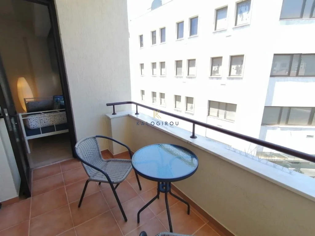 1 Bedroom Apartment for Rent in Larnaca – Finikoudes