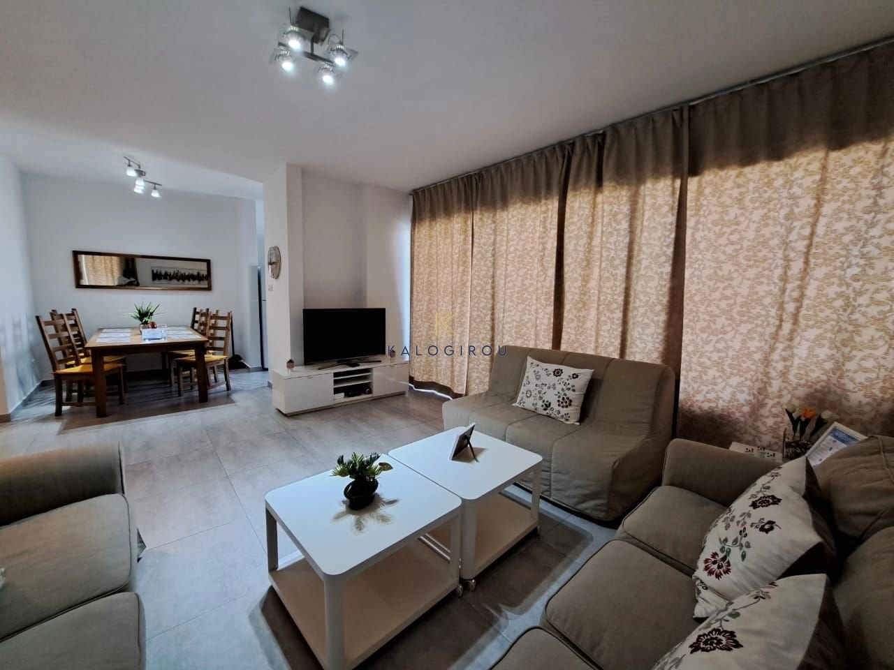 2 Bedroom Apartment for Rent in Larnaca – Finikoudes