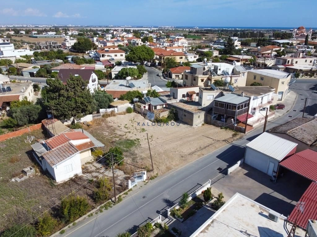 750m² Plot for Sale in Dromolaxia, Larnaca District