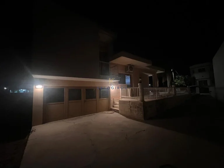 3 Bedroom House for Sale in Aradippou, Larnaca District