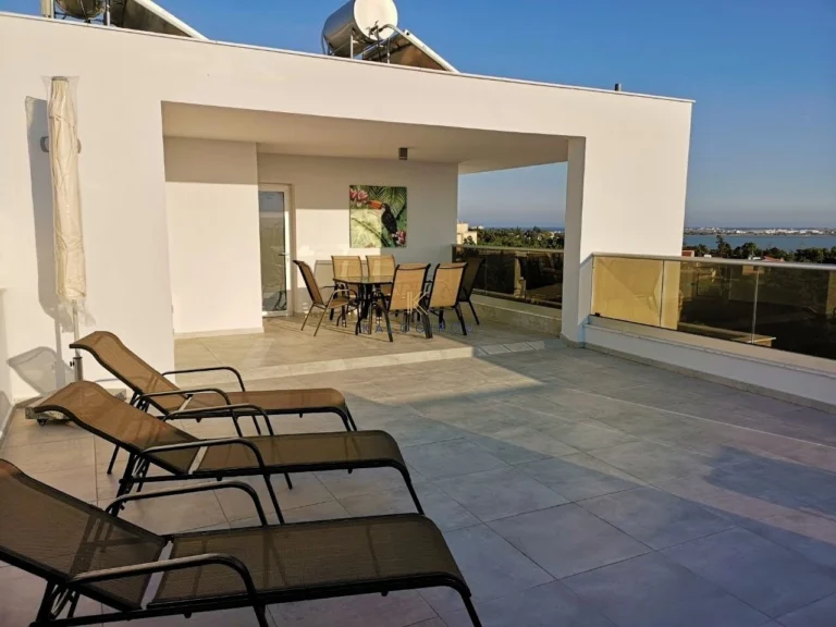 3 Bedroom Apartment for Sale in Faneromeni, Larnaca District