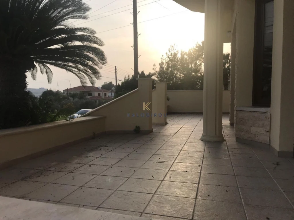 5 Bedroom House for Sale in Aradippou, Larnaca District