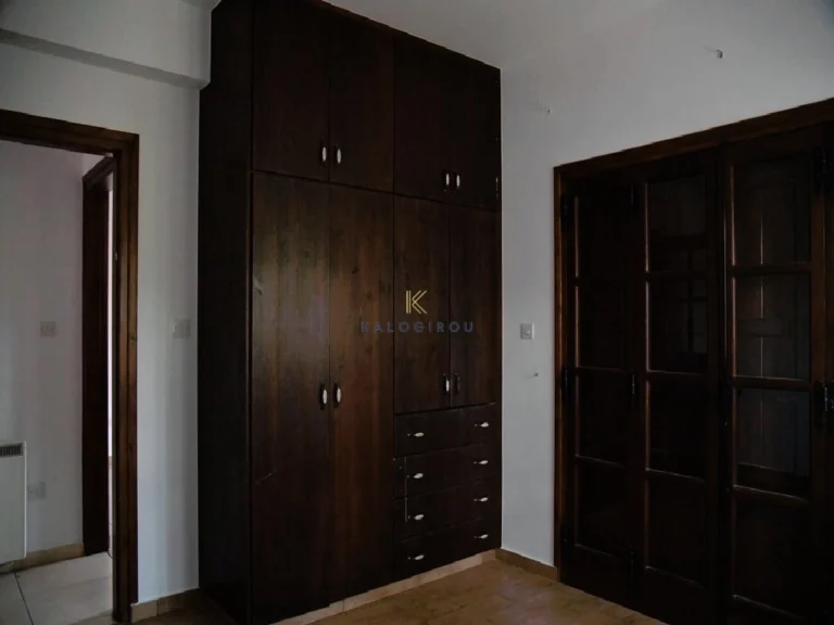 5 Bedroom House for Sale in Oroklini, Larnaca District