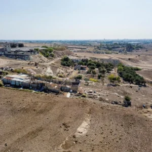 9,650m² Plot for Sale in Aradippou, Larnaca District