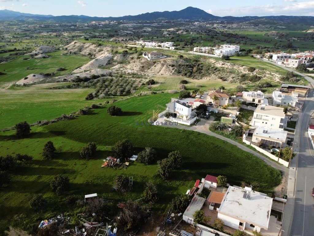 6,689m² Plot for Sale in Mazotos, Larnaca District