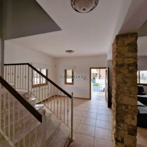 5 Bedroom House for Rent in Oroklini, Larnaca District