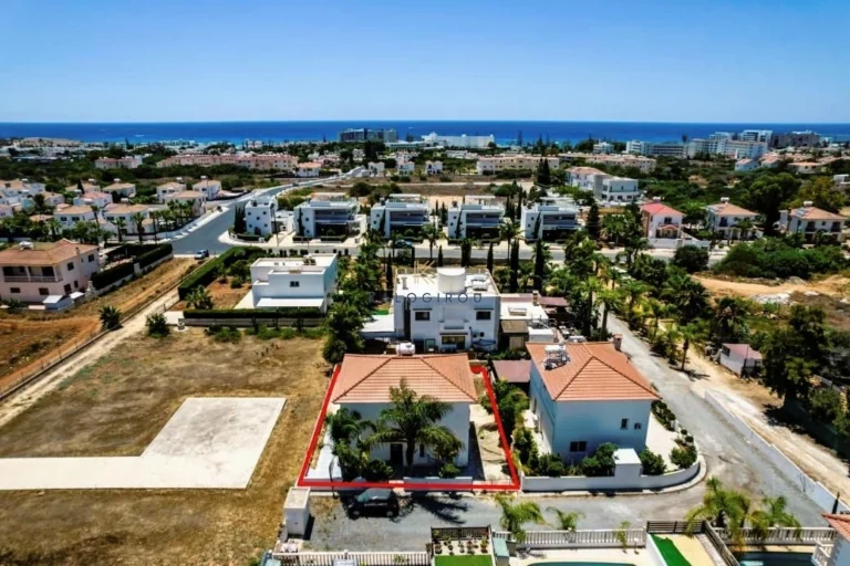 3 Bedroom House for Sale in Famagusta – Agia Napa