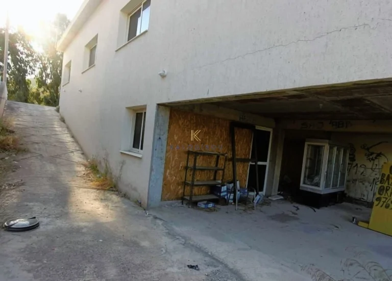 266m² Commercial for Sale in Ormideia, Larnaca District