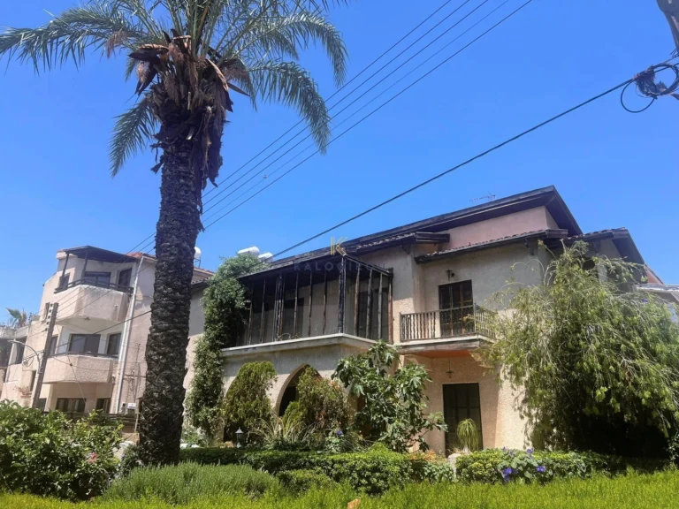 4 Bedroom House for Sale in Faneromeni, Larnaca District