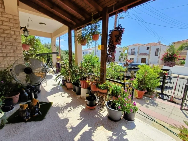 3 Bedroom House for Sale in Aradippou, Larnaca District