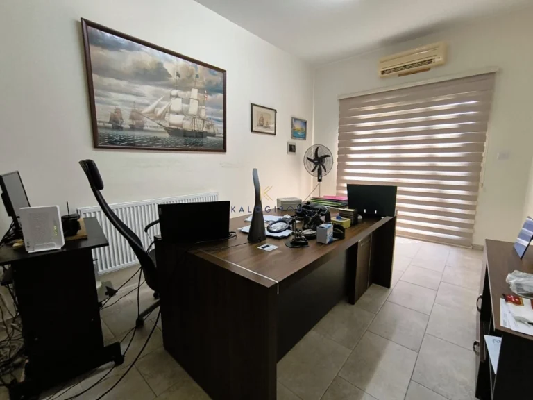 5 Bedroom House for Sale in Livadia Larnakas, Larnaca District