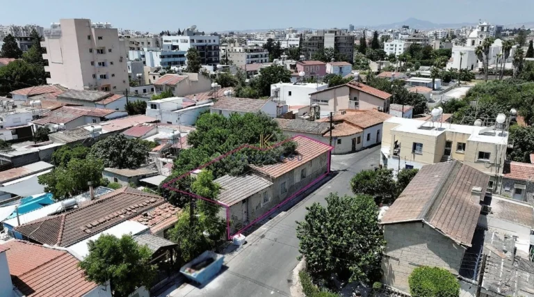 Cheap Houses and Villas for Sale Larnaca up to 200000 euro