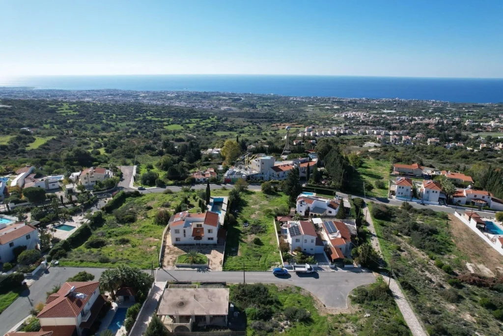 1,190m² Plot for Sale in Tala, Paphos District