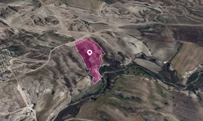 9,179m² Plot for Sale in Orounta, Nicosia District