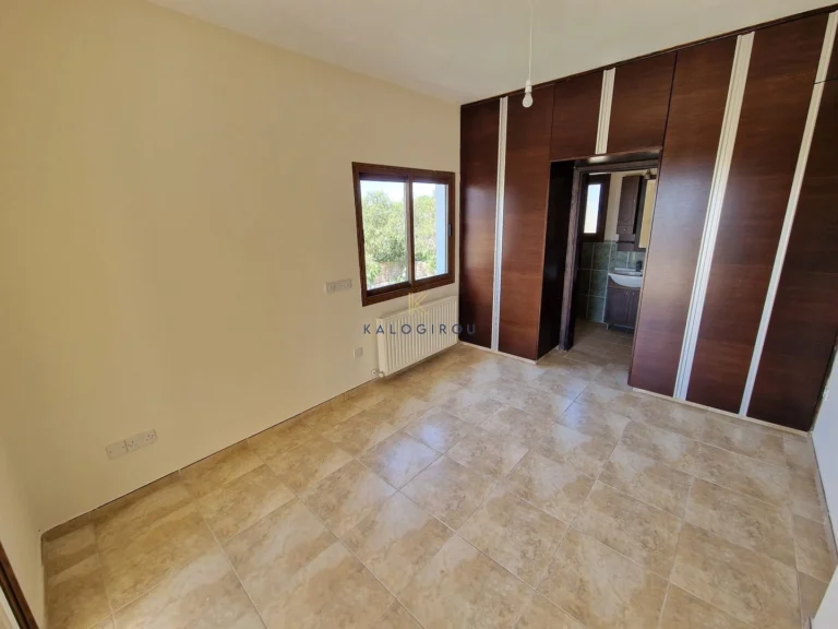 4 Bedroom House for Sale in Ineia, Paphos District