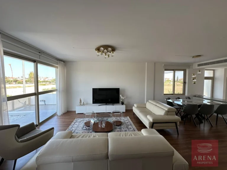 4 Bedroom House for Sale in Livadia Larnakas, Larnaca District