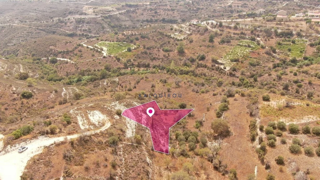 2,676m² Plot for Sale in Vouni, Limassol District