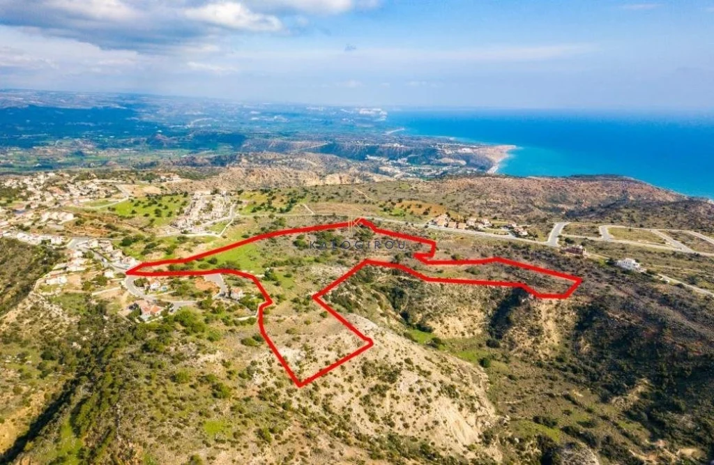 59,802m² Plot for Sale in Pissouri, Limassol District