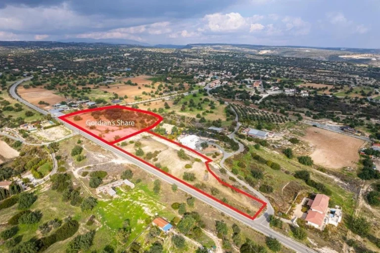 25,274m² Plot for Sale in Prastio Avdimou, Limassol District