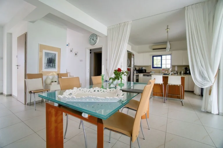 5 Bedroom House for Sale in Timi, Paphos District