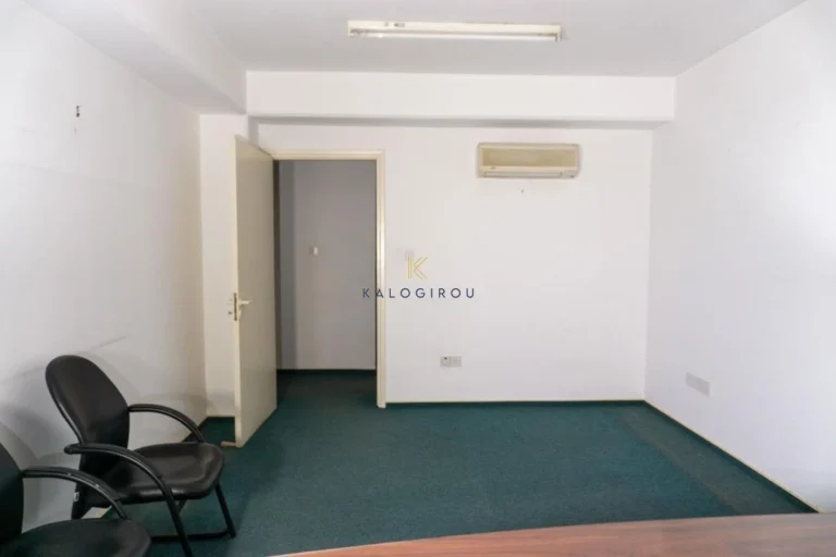 331m² Office for Sale in Agioi Omologites, Nicosia District