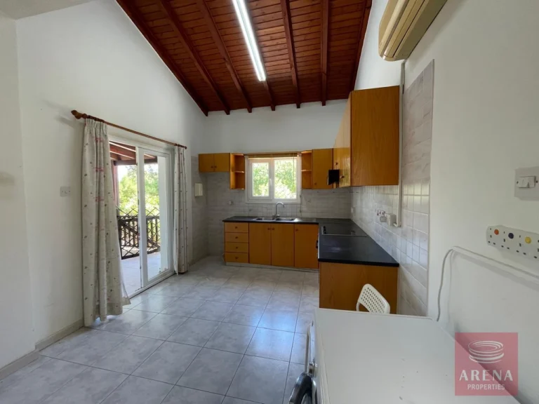 3 Bedroom House for Sale in Mosfiloti, Larnaca District