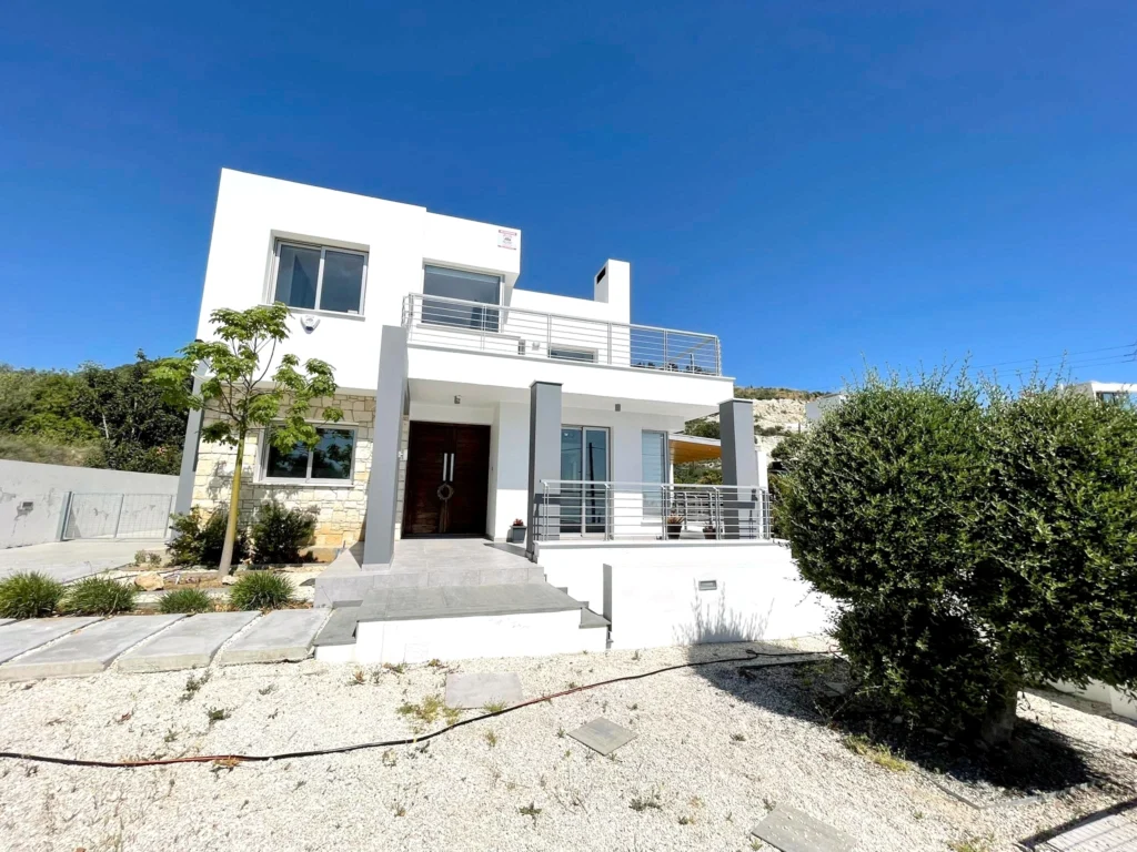 5 Bedroom House for Rent in Tsada, Paphos District
