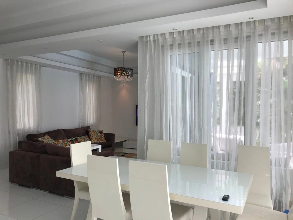 4 Bedroom House for Sale in Agios Tychonas, Limassol District