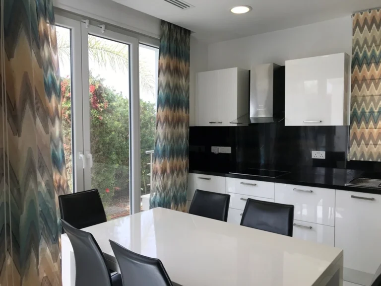4 Bedroom House for Sale in Agios Tychonas, Limassol District
