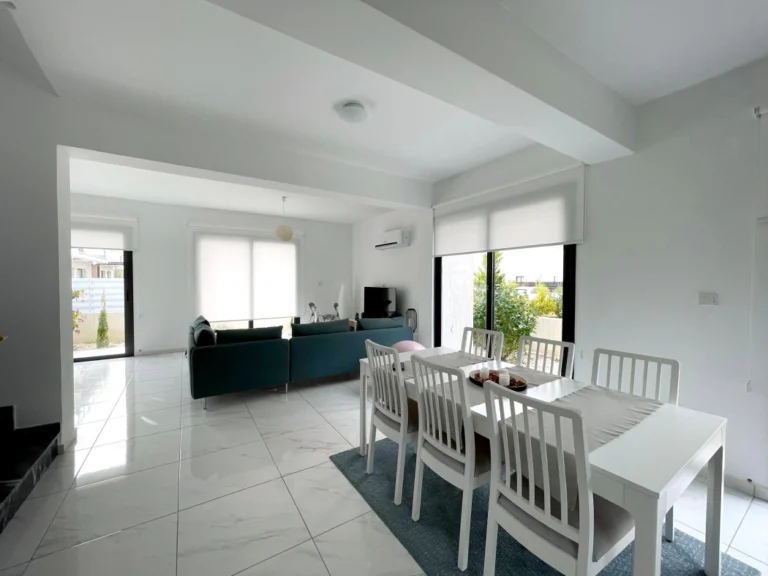 3 Bedroom House for Sale in Chlorakas, Paphos District