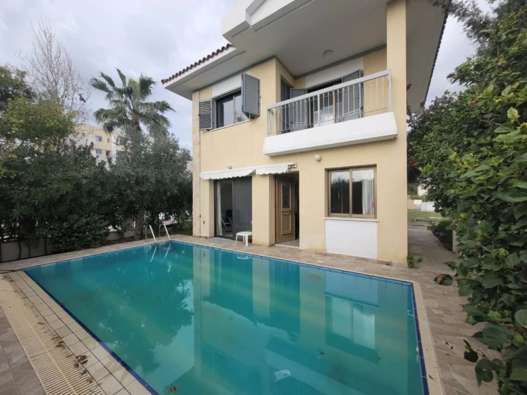 2 Bedroom House for Sale in Paphos – Universal