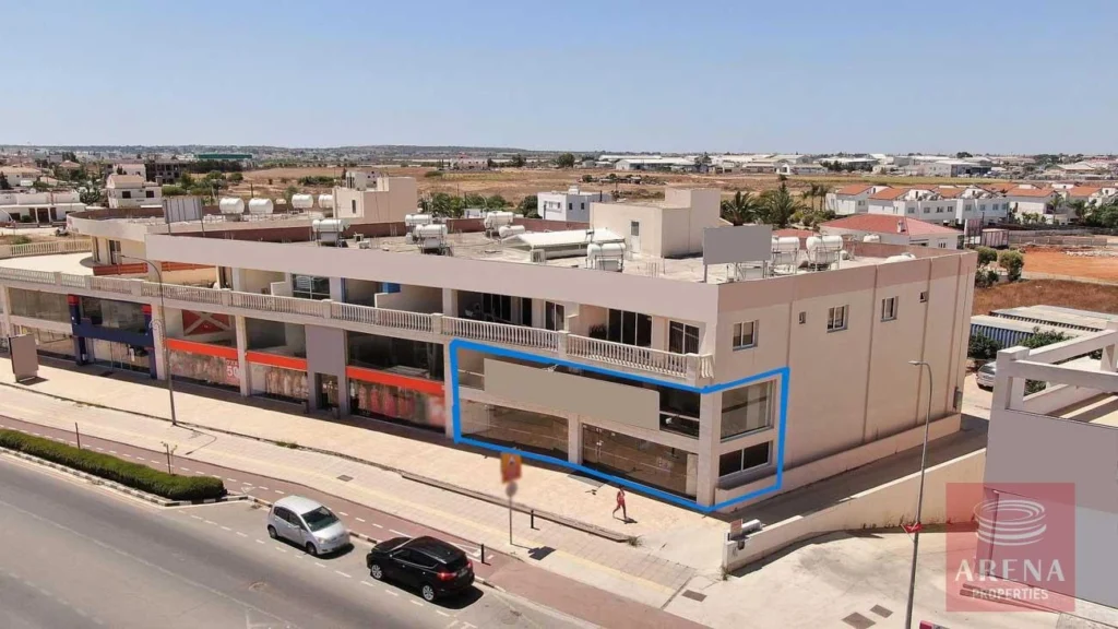 298m² Commercial for Sale in Famagusta District