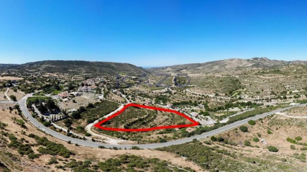 8,716m² Plot for Sale in Limassol District