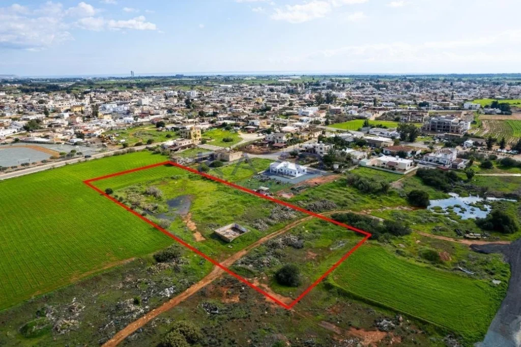 6,585m² Plot for Sale in Liopetri, Famagusta District