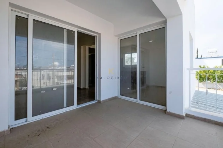 2 Bedroom Apartment for Sale in Livadia Larnakas, Larnaca District