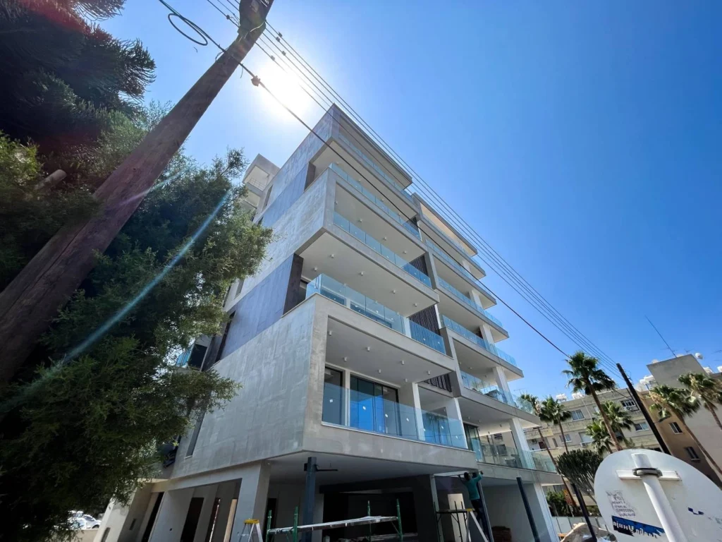 2 Bedroom Apartment for Sale in Germasogeia, Limassol District