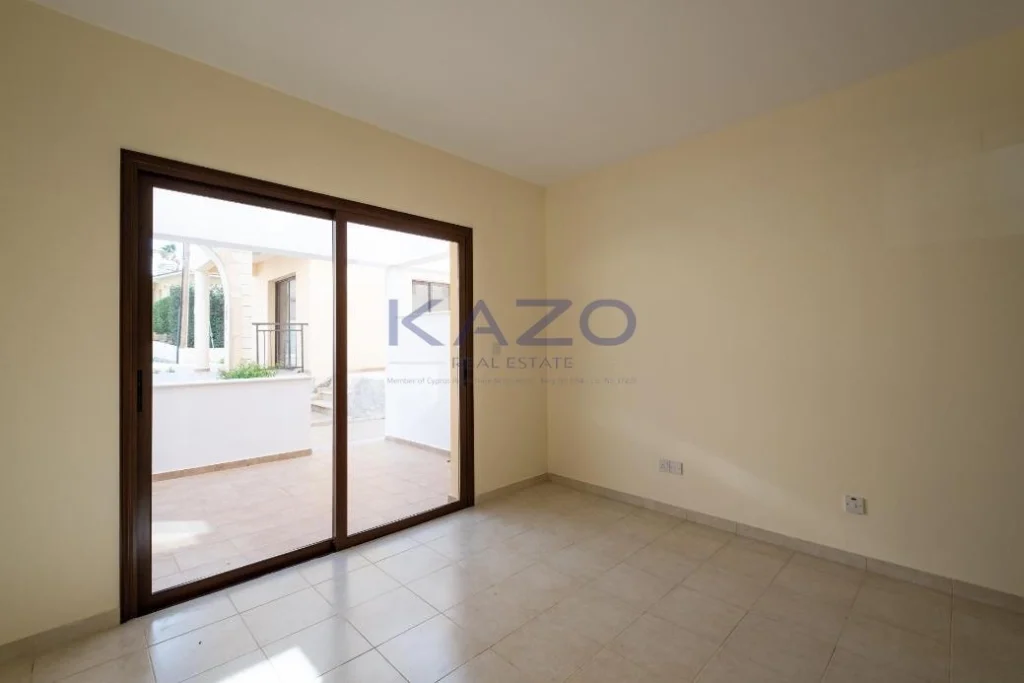 2 Bedroom House for Sale in Pegeia, Paphos District