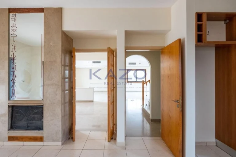 3 Bedroom House for Sale in Strovolos, Nicosia District