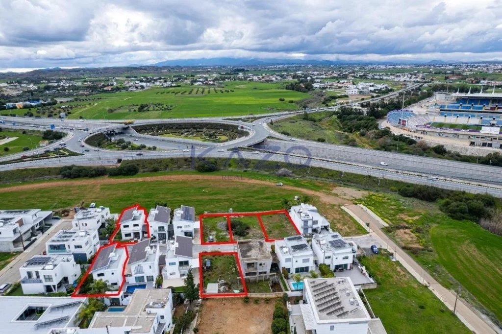 1048m² Building for Sale in Latsia, Nicosia District