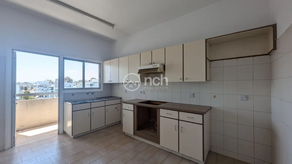 2 Bedroom Apartment for Sale in Strovolos, Nicosia District