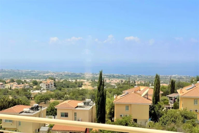 6+ Bedroom House for Sale in Tala, Paphos District