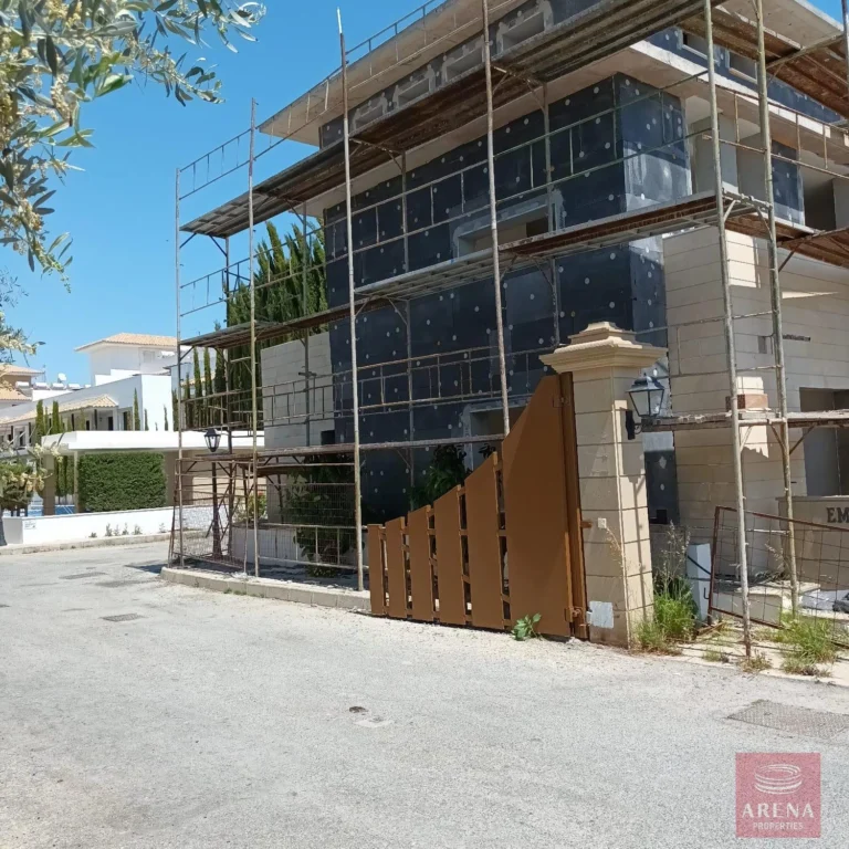 4 Bedroom House for Sale in Tersefanou, Larnaca District