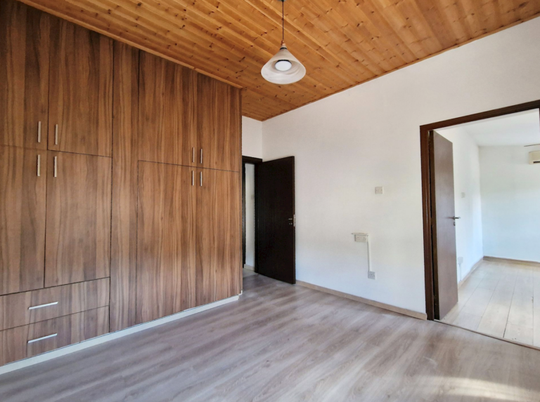 2 Bedroom House for Sale in Aglantzia, Nicosia District