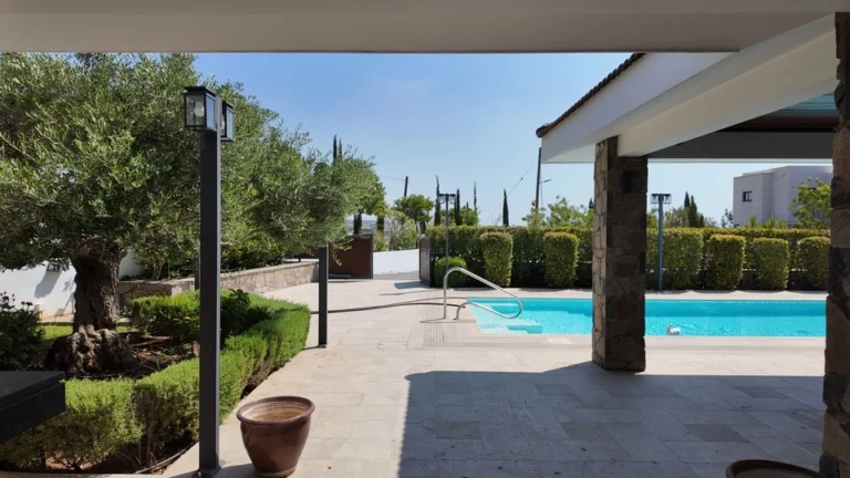 5 Bedroom House for Sale in Erimi, Limassol District