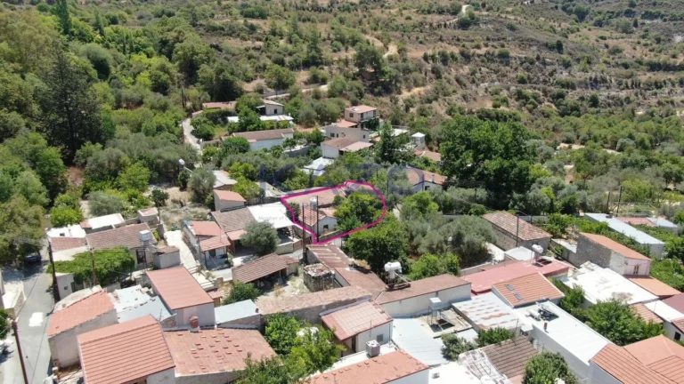 2 Bedroom House for Sale in Kedares, Paphos District