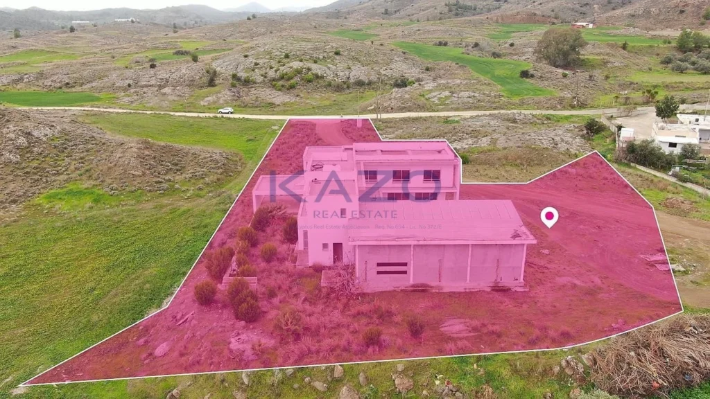 4 Bedroom House for Sale in Agia Varvara Lefkosias, Nicosia District