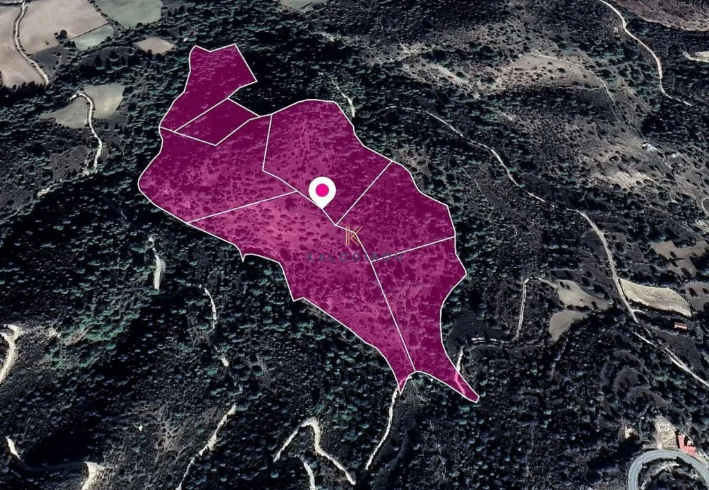 134,788m² Plot for Sale in Mousere, Paphos District