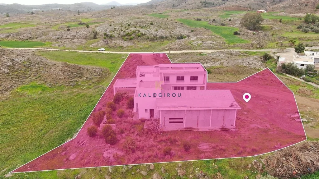4 Bedroom House for Sale in Agia Varvara Lefkosias, Nicosia District