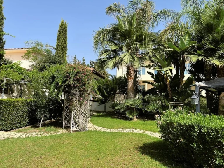 6+ Bedroom House for Sale in Engomi, Nicosia District
